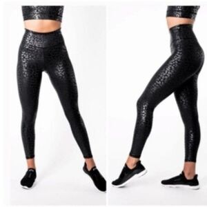 NWOT IVL Collective Chi Chi leggings black on black leopard print in Size 4